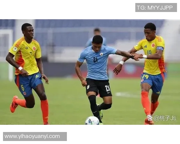 日本队与哥伦比亚队精彩进球回顾及比赛亮点分析