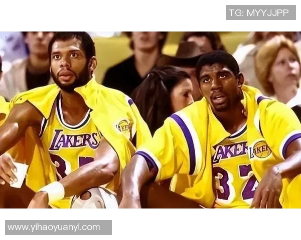 湖人对阵魔术精彩比赛直播全程回顾与分析尽在此处